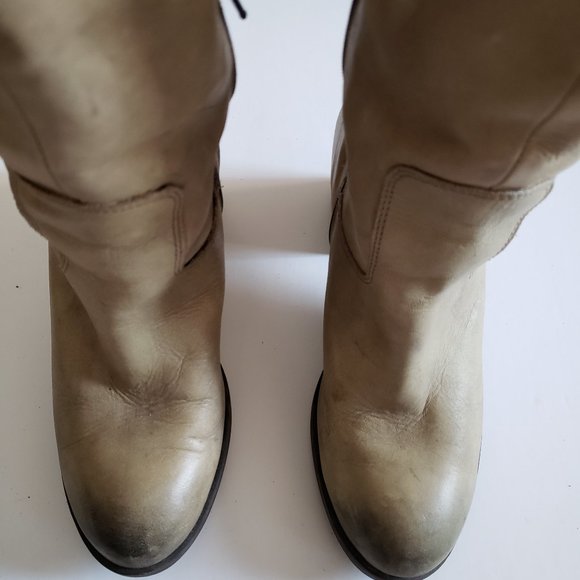 boots - Picture 2 of 2